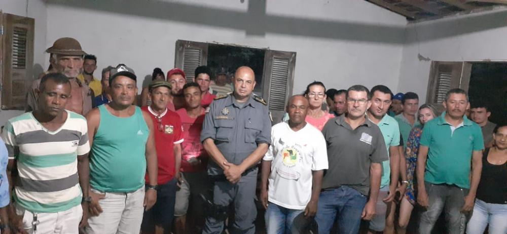 Ten. Cel. Humberto Costa na comunidade Monge Belo, Itapecuru Mirim