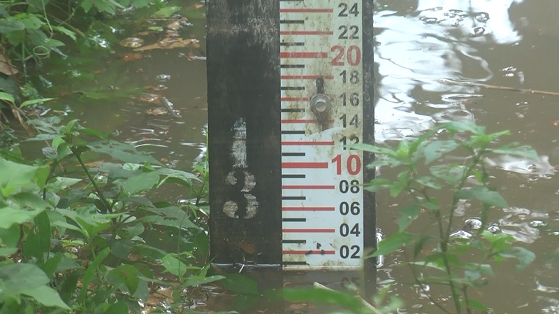 Escala linimétrica instalada às margens do rio itapecuru em Itapecuru Mirim. Foto: João Di Bragana
