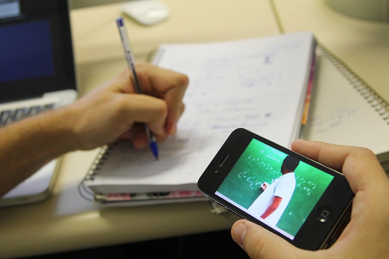 Prazo para professores e alunos opinarem sobre aulas remotas vai até 14/08