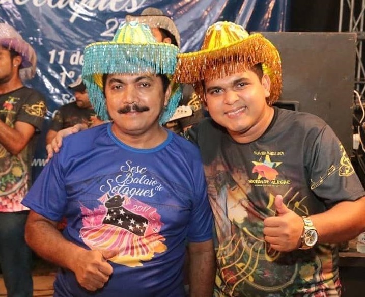 Ricardo Cruz ao lado do pai Jota Erre. Foto: Rreprodução