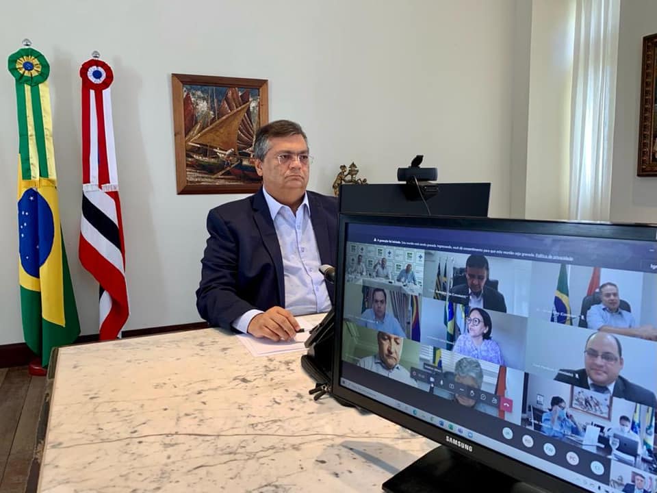 Governadores anunciaram compra de 37 milhões de doses da Sputnik