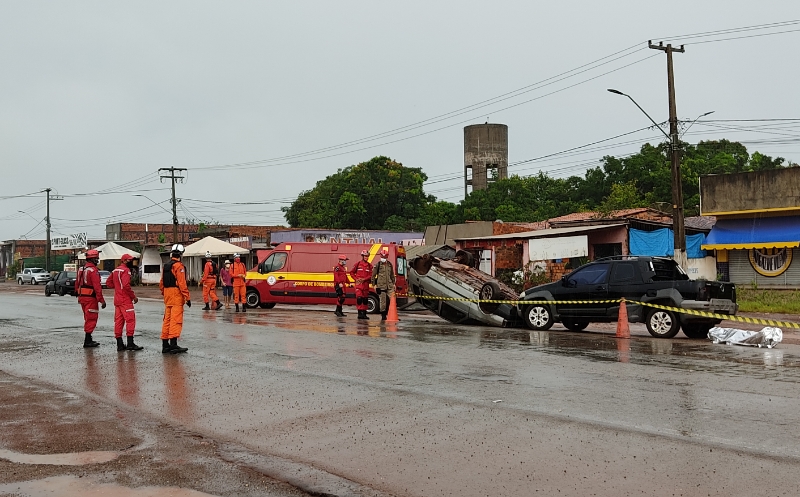 Simulação de acidente de trânsito realizado pelos Bombeiros de Itapecuru neste sábado (1°). Foto: Alberto Júnior