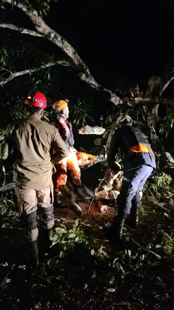 Chuva provoca obstrução na BR-222 entre Itapecuru Mirim e Vargem Grande na madrugada