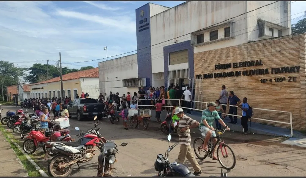 Último dia para regularizar, tirar título e mudar domicílio eleitoral em todo país