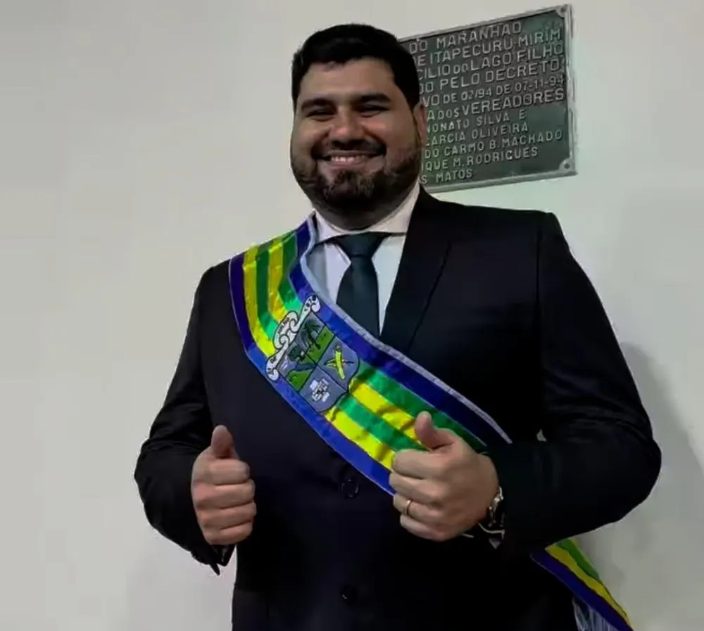Prefeito Filipe Marreca (PRD) em cerimônia de posse na Câmara de Vereadores de Itapecuru Mirim. Imagem: Reprodução 