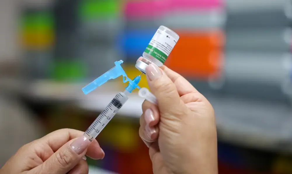 Atualização da Caderneta de Vacinação nas escolas vai até sexta-feira (25)
