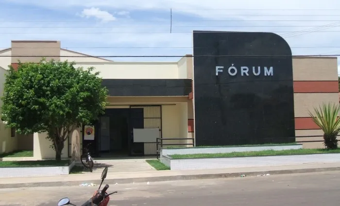 Fórum Desembargador Raimundo Públio Bandeira de Melo. Imagem: ©itapecurunoticias.com