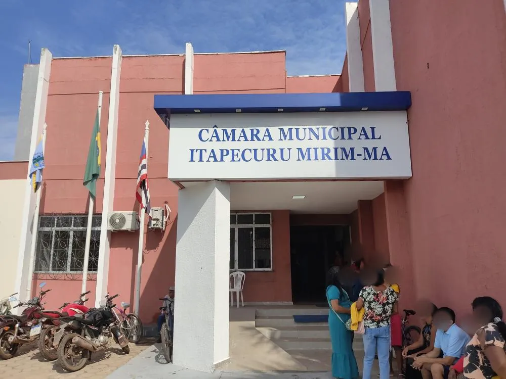 Prédio da Câmara de Vereadores de Itapecuru Mirim. Imagem @ João di Bragança