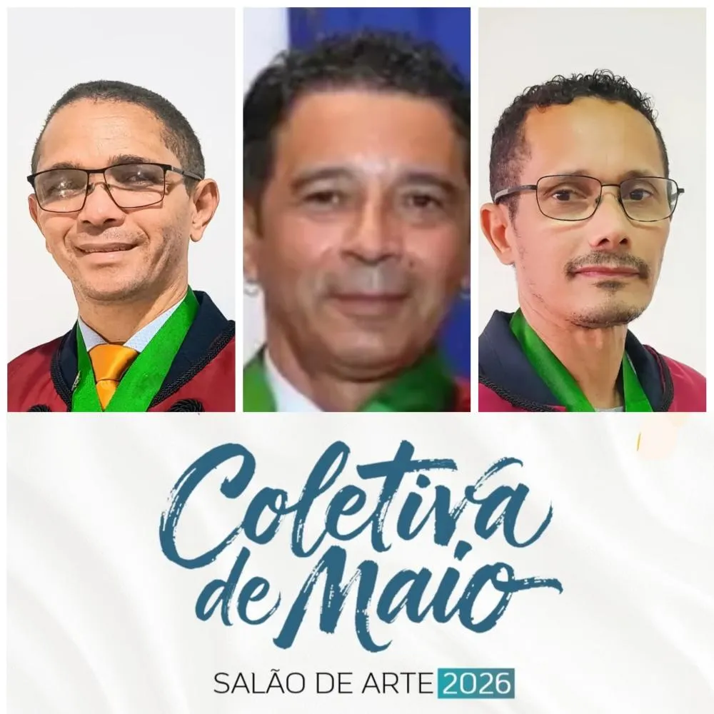 (dir) Beto Diniz, Manoel Moura e João Carlos Pimentel (esq) trajando pelerine e medalha da AICLA. Fotocolagem © itapecurunoticias.com