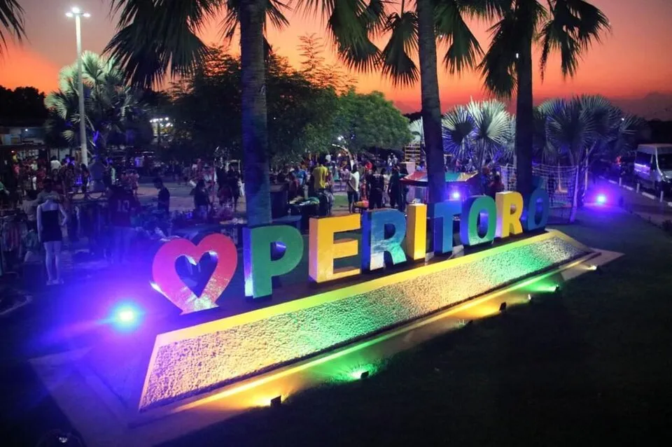 Praça na cidade de Peritoró - MA. Imagem © Reprodução Wikipédia