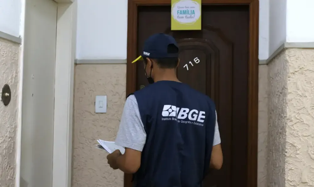 Com salário de até R$ 5,2 mil IBGE abre seletivo com 1.400 vagas