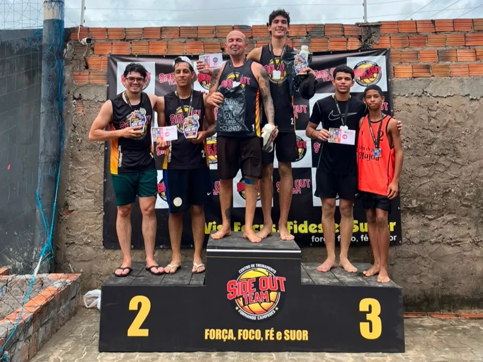 Terceira etapa do Circuito Side Out de vôlei é realizada em Itapecuru Mirim