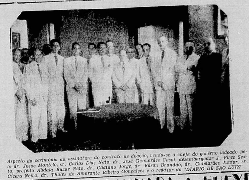 Prefeito Abdala Buzar Neto junto ao interventor estadual Saturnino Belo na sala de despachos do Palácio dos Leões em 17 de julho de 1946. Imagem © Reprodução/Diário de São Luiz/Arquivo itapecurunoticias.com