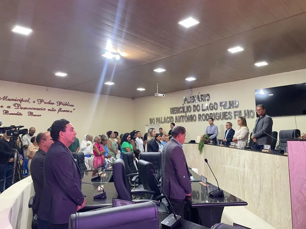 Sessão solene da Câmara de Vereadores de Itapecuru Mirim pelos 225 anos da Paróquia de Nossa Senhora das Dores. Imagem © Divulgação/PASCOM